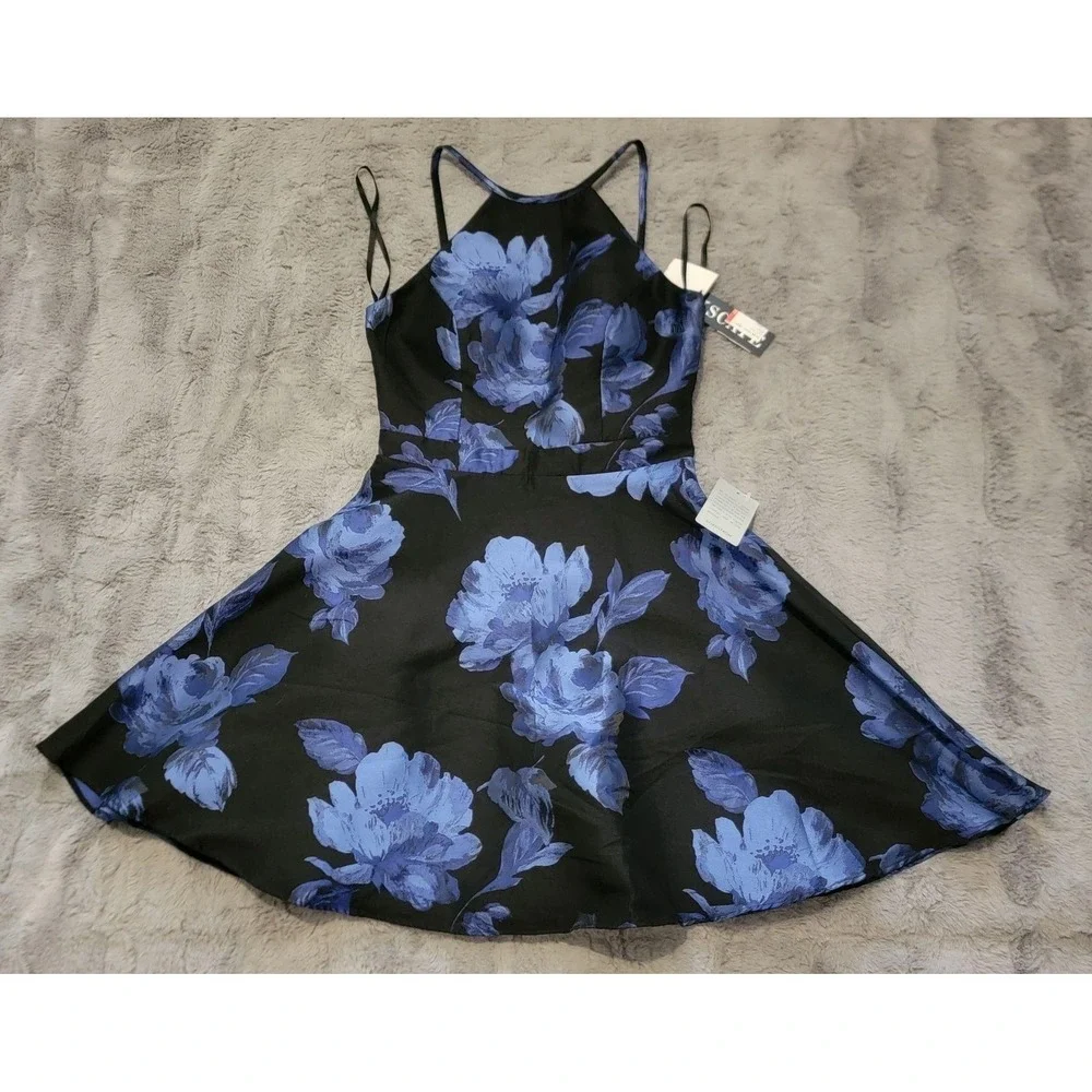 Xscape Dress Womens 6 Black Blue Floral Halter Fit & Flare‎ Jacquard Cocktail